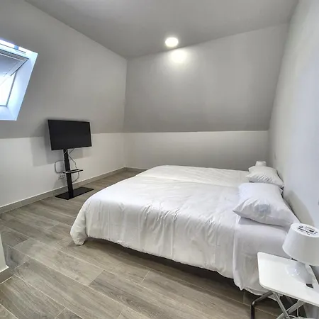 Apartment House On Playa De Canteras With Ocean Views *